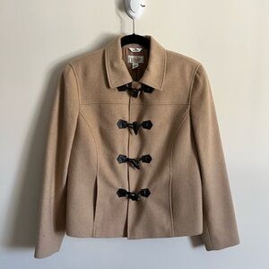 VTG Talbots Classic Camel Hair Beige Lined  Pea Coat w/ Tortoise Shell Toggles 6
